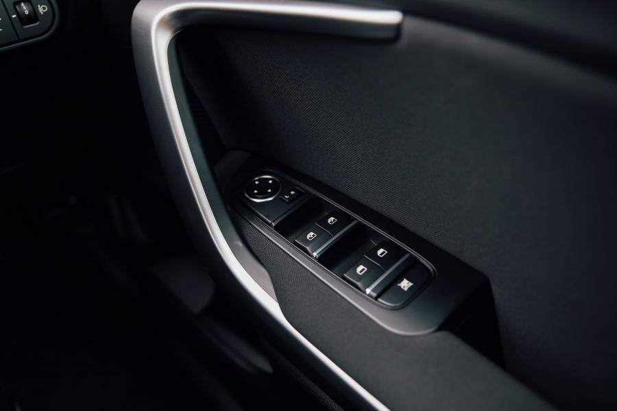 Детали интерьера Kia XCeed 1.0 T-GDi 2019 года  (UK) (фото 87 из 91)